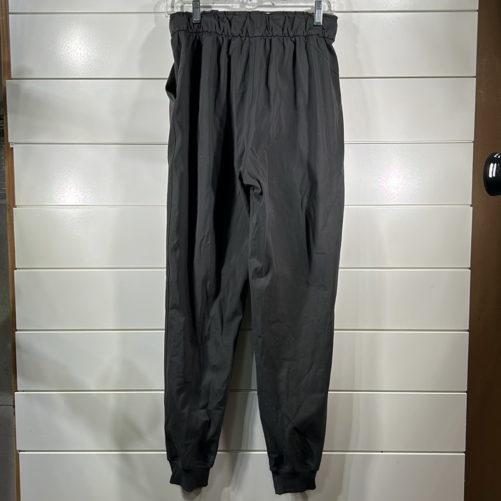 Lululemon Keep Moving Joggers Pant High Rise Luxtreme lightweight joggers - Picture 3 of 4
